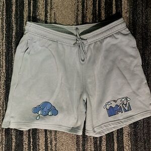 MTV rain cloud sweatshirts, baby blue, men’s small, excellent condition